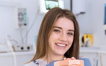 Czym dokładnie zajmuje się dentysta? Czym dokładnie zajmuje się dentysta?