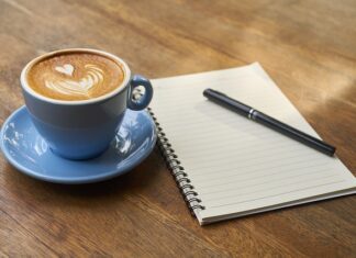 Czy można pić kawę po umyciu zębów?