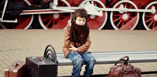 Czym się różnią podkłady poporodowe od podpasek?