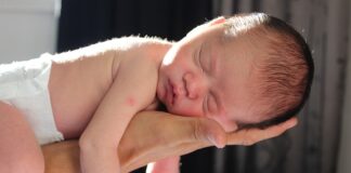 Jak naładować aparat słuchowy? Jak naładować aparat słuchowy?