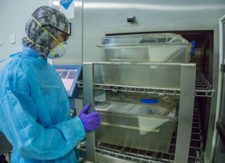 Ile wody zużywa autoklaw?