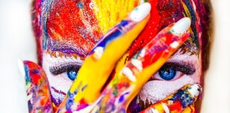 Jak umyć głowę na siedząco? Jak umyć głowę na siedząco?